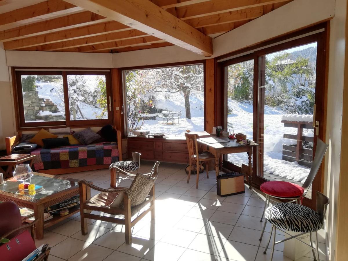 Bed and Breakfast Eco-Logis Mad'In Belledonne Theys Exterior foto