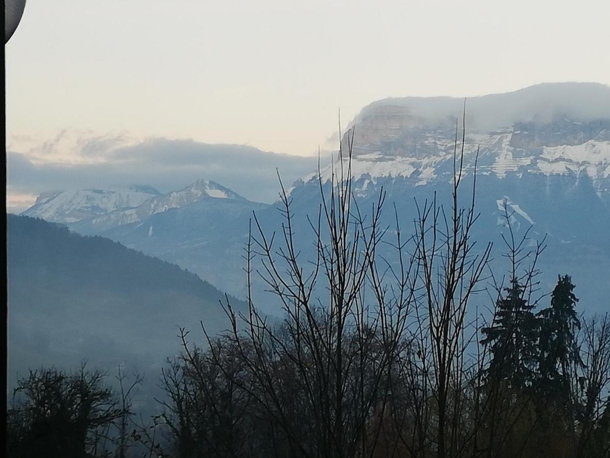 Bed and Breakfast Eco-Logis Mad'In Belledonne Theys Exterior foto